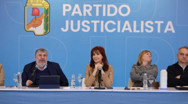 Con la expectativa del fallo de la Corte Suprema, Cristina Kirchner se reunió con senadores del PJ