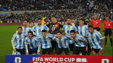 Cuando no aparece Messi, está él: Thiago Almada, el salvador de una Selección irregular