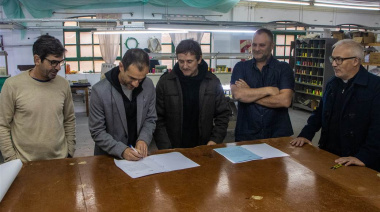 Firman un convenio con la Cooperativa Textil Junín para cederle un espacio del predio ferroviario