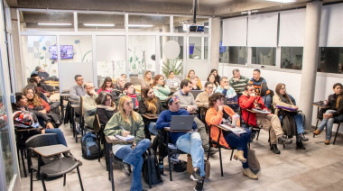 El Municipio brindó una capacitación a docentes sobre inteligencia artificial