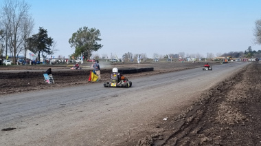 Rojas inauguró su Kartódromo, con una multitudinaria fiesta del automovilismo