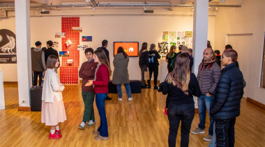 Estudio Anfibio inauguró “Una especie de muestra” en el MACA con una propuesta visual y creativa