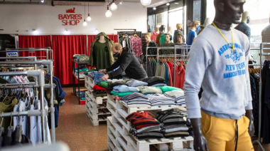 La venta de ropa cayó 7,7% interanual en el tercer bimestre del año