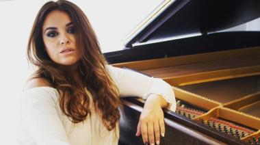 Lola Barrios Expósito se presenta en Lincoln con un gran concierto lírico