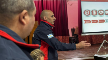 Capacitación en RCP y primeros auxilios para docentes de nivel inicial en General Arenales