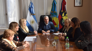 Golía anunció nuevas capacitaciones gratuitas con puntaje para docentes en convenio con la Universidad de Hurlingham