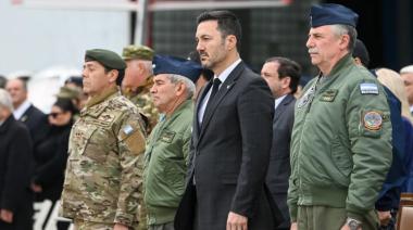 El Gobierno Nacional aprobó el aumento escalonado del 7,5% en los salarios de las Fuerzas Armadas: cómo quedan según la jerarquía