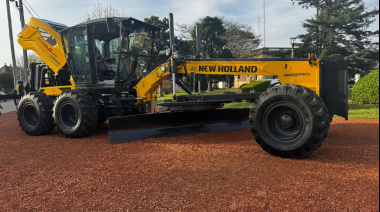 Nueva máquina para fortalecer la Red Vial de Arenales
