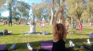 Yoga y picnic para celebrar la llegada de la primavera en el Parque Borchex