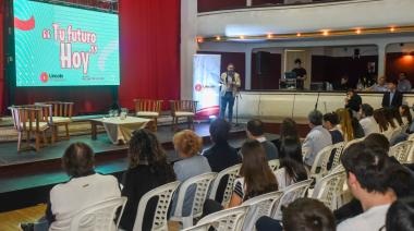 Jóvenes de todo el distrito de Lincoln participaron del encuentro "Tu Futuro, Hoy"