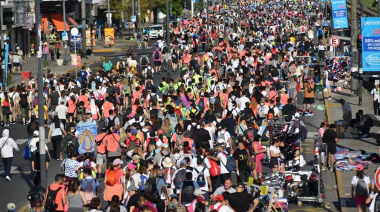 Masiva demostración de fe: pese a la lluvia, cientos de miles de fieles marcharon a Luján