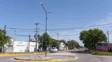 Instalaron nuevas rotondas con iluminación y cámaras de vigilancia en las avenidas de circunvalación