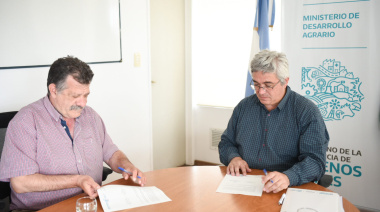 Barenghi firmó un convenio para obras en Irala