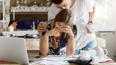 Trabajador pobre: el 72% de los empleados argentinos cobra menos de $1 millón