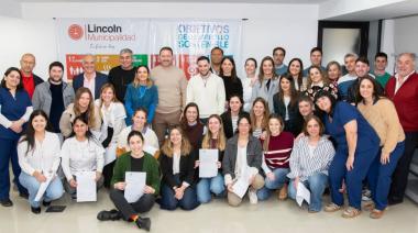 Municipales de Lincoln cobran el medio aguinaldo y el bono de fin de año