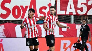 A que finales clasificó Estudiantes (LP) tras obtener el Trofeo de Campeones