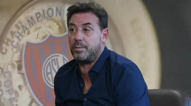 Costantino le respondió a Moretti y defendió la gestión en San Lorenzo