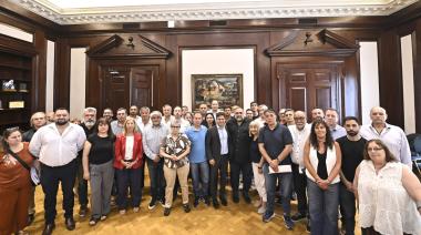 El Gobierno Provincial mantiene abierta la paritaria y convocará a los gremios a una nueva reunión en enero 2026