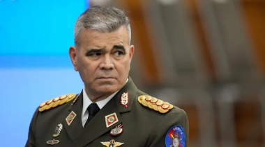 Padrino López denunció un ataque masivo y ordenó el despliegue total de las fuerzas