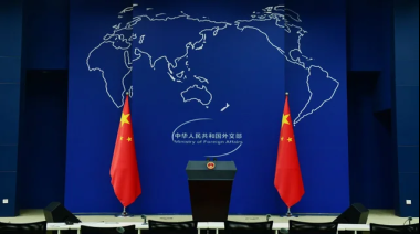 China exige la liberación de Maduro y denuncia "violación" del derecho internacional