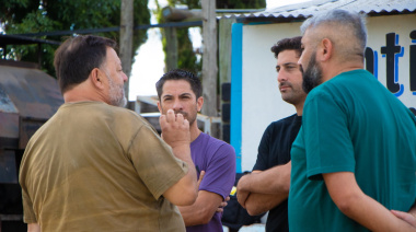 Autoridades municipales visitaron el Club Defensa Argentina para fortalecer el trabajo conjunto