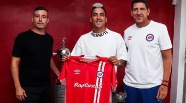 Atención Sarmiento: Leandro Fernández firmó para Argentinos Juniors