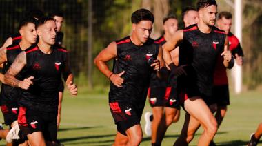 Colón levantó la inhibición por parte de FIFA por una deuda con Alberto Espíndola