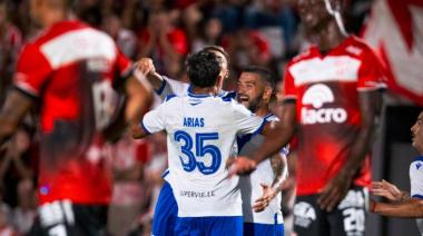 Agónico triunfo de Vélez ante Instituto en el debut del Torneo Apertura