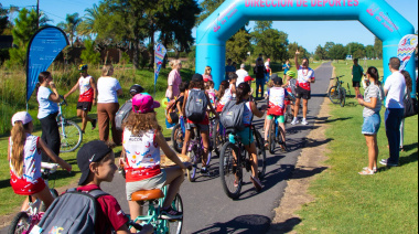 Unos 140 niños participaron de una bicicleteada recreativa al Parque Natural Laguna de Gómez