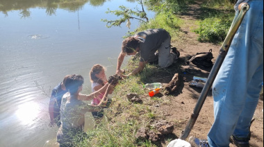 Fue a pescar al Río Rojas y encontró un fósil que podría tener más de 10 mil años