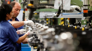 Hay dos millones de personas desocupadas o trabajando en negro en la Argentina