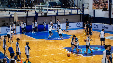Clínica internacional de básquet en Junín: el Club Argentino recibió a Erick Vigansky