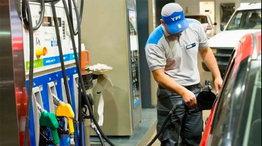 El precio de la nafta sube 20% en marzo por la guerra, pero el 19% son impuestos argentinos