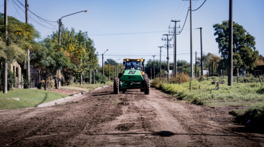 Avanzan trabajos de bacheo y mantenimiento en distintos sectores del distrito