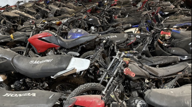 Lincoln firmó un convenio con Nación para compactar vehículos secuestrados y liberar predios municipales