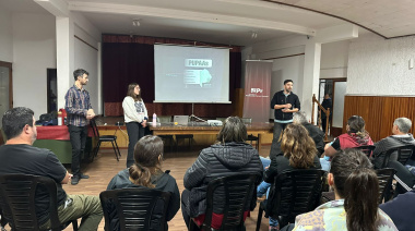 Capacitación sobre habilitación de PUPAAs para emprendedores alimenticios en General Arenales