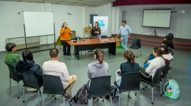 Inició el programa "Aprender a Emprender" para jóvenes de la ciudad