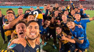 A pura selfie: los festejos de los jugadores de Boca tras el Superclásico