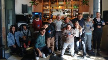 Integrantes del Centro de Día “San Cayetano” disfrutaron de una salida recreativa