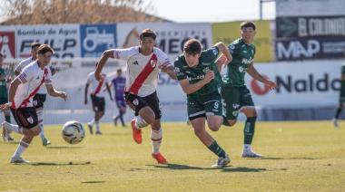 Sarmiento peleó hasta el final pero cayó ante River en Reserva