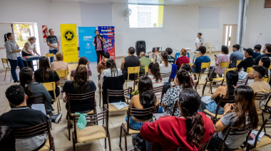 Vecinos del Barrio Emilio Mitre participaron de una nueva jornada de capacitación para la licencia de conducir
