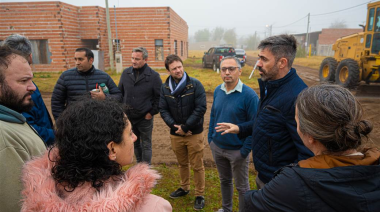 Fiorini recorrió obras de mejorado en barrio San Juan y destacó el trabajo conjunto con los vecinos