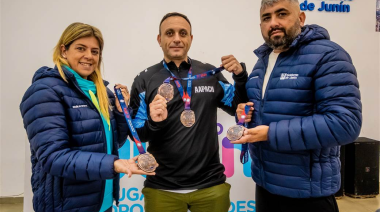Reconocieron al atleta Leandro Tecce por su destacada actuación internacional