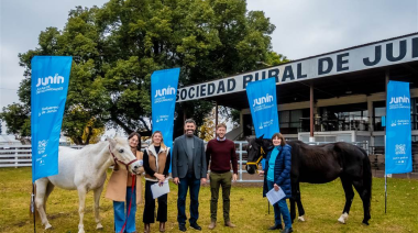 Municipio y Fundación de Equinoterapia firmaron un convenio para ampliar el acceso a terapias y talleres con caballos