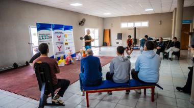 El Gobierno Local continúa fortaleciendo espacios cardioprotegidos con capacitaciones y nuevos desfibriladores