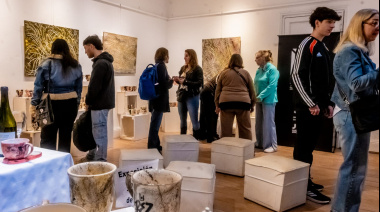 Tono Local suma una nueva exposición con obras inspiradas en el universo del rock
