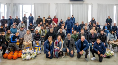 El Municipio entregó equipamiento deportivo a decenas de clubes y deportistas de Junín