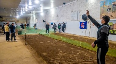 Más de 50 parejas participaron de un torneo de tejo en "El Galpón"