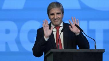 Caputo insiste en que “lo peor ya pasó” y apuntó contra Kicillof: “No va a ser presidente"