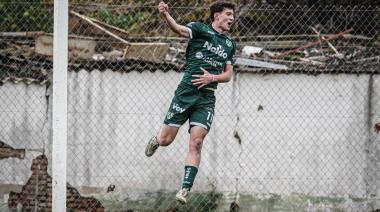 Agustín San Juan, otro juvenil juninense que dio el salto al plantel profesional de Sarmiento